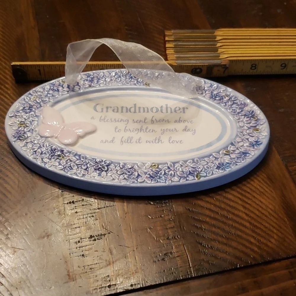 Harmony Grandmother ceramic hanging plate